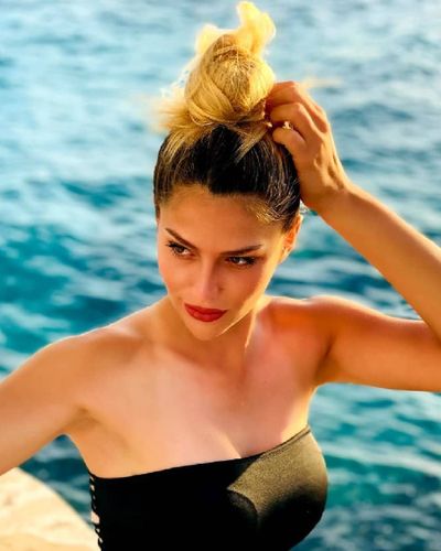 İlayda Şeker seksi ifşa fotoğrafı 13