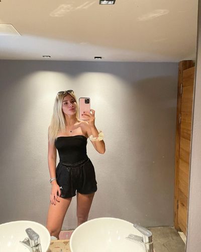 İlayda Şeker seksi ifşa fotoğrafı 15