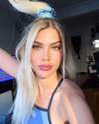 İlayda Şeker seksi ifşa fotoğrafı 8