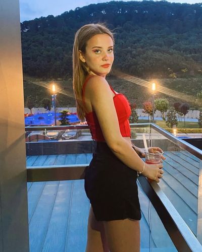 İpek Ersan seksi ifşa fotoğrafı 2