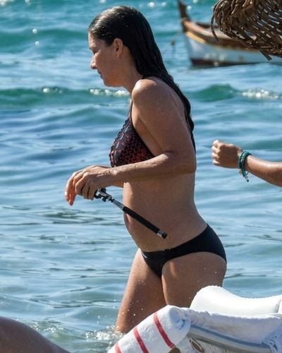 İrem Altuğ seksi ifşa fotoğrafı 42