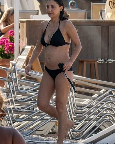İrem Altuğ seksi ifşa fotoğrafı 45