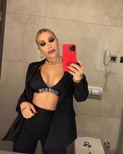 İrem Derici seksi ifşa fotoğrafı 142