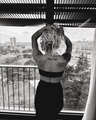 İrem Derici seksi ifşa fotoğrafı 28