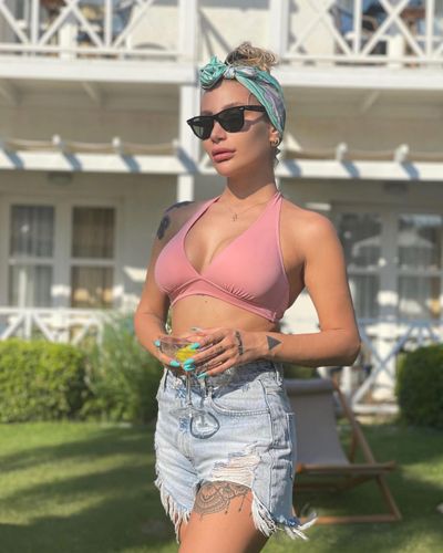 İrem Derici seksi ifşa fotoğrafı 58760