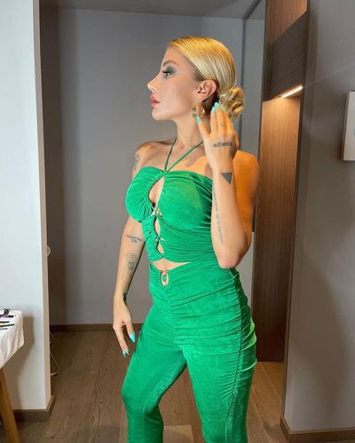 İrem Derici seksi ifşa fotoğrafı 58744