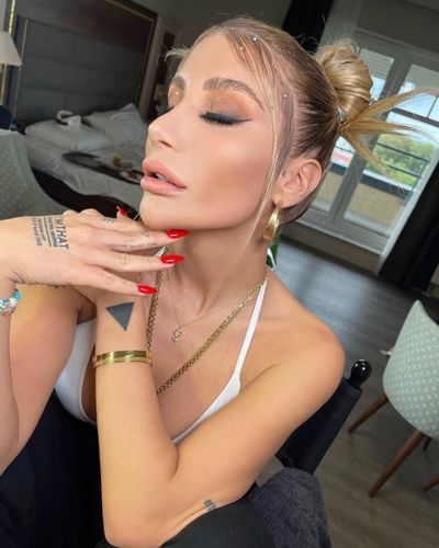 İrem Derici seksi ifşa fotoğrafı 58512