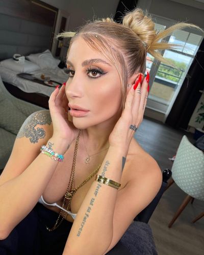 İrem Derici seksi ifşa fotoğrafı 58465