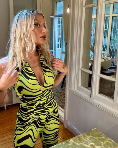 İrem Derici seksi ifşa fotoğrafı 617