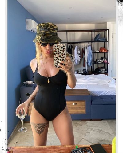 İrem Derici seksi ifşa fotoğrafı 640