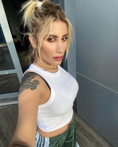 İrem Derici seksi ifşa fotoğrafı 643