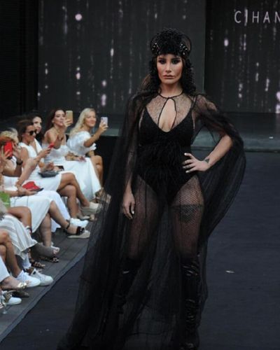 İrem Derici seksi ifşa fotoğrafı 667