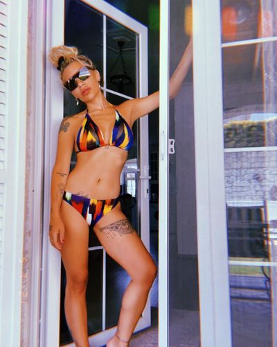 İrem Derici seksi ifşa fotoğrafı 695