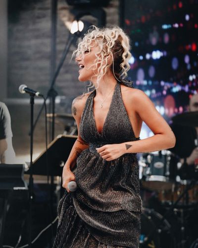 İrem Derici seksi ifşa fotoğrafı 699