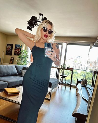 İrem Derici seksi ifşa fotoğrafı 198
