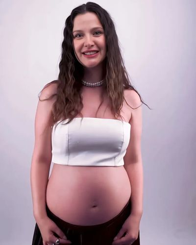 İrem Helvacıoğlu seksi ifşa fotoğrafı 17