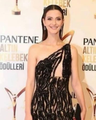 İrem Helvacıoğlu seksi ifşa fotoğrafı 225