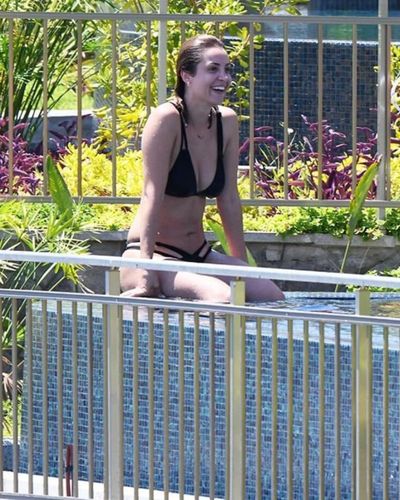 İrem Sak seksi ifşa fotoğrafı 72