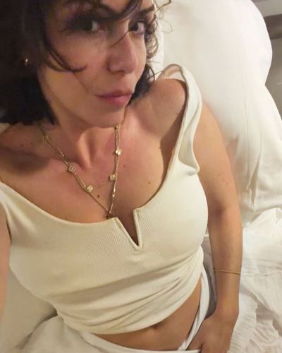 Karolin Fişekçi seksi ifşa fotoğrafı 5