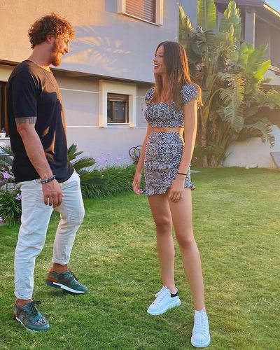 Lale Onuk seksi ifşa fotoğrafı 26