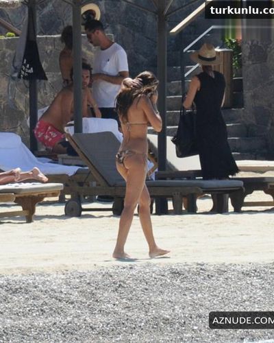Lara Surol Sexy And Hot Photo Collection