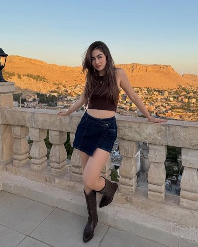 Leya Kırşan seksi ifşa fotoğrafı 10