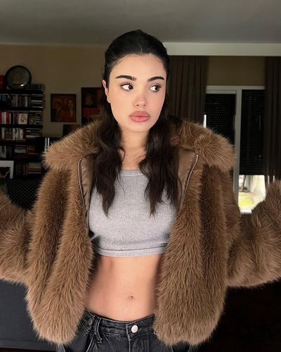Lizge Cömert seksi ifşa fotoğrafı 17
