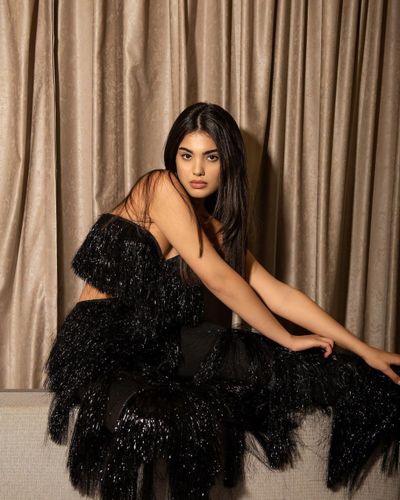 Lizge Cömert seksi ifşa fotoğrafı 52