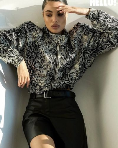 Lizge Cömert seksi ifşa fotoğrafı 75