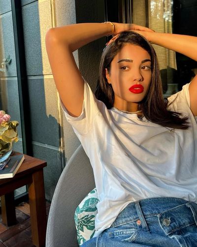 Lizge Cömert seksi ifşa fotoğrafı 77