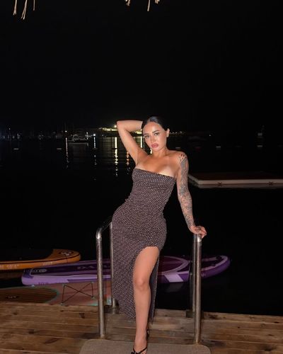 Melek Azad seksi ifşa fotoğrafı 7230
