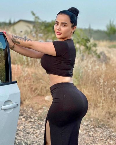 Melek Azad seksi ifşa fotoğrafı 7173