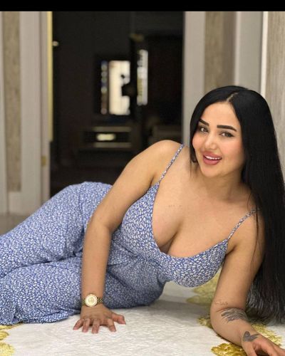 Melek Azad seksi ifşa fotoğrafı 7161