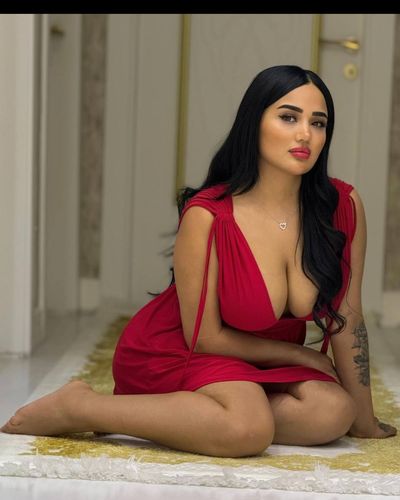 Melek Azad seksi ifşa fotoğrafı 7158