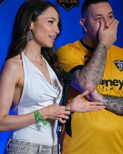 Melike Çelik seksi ifşa fotoğrafı 100