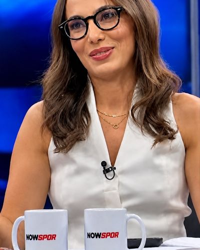 Melike Çelik seksi ifşa fotoğrafı 60
