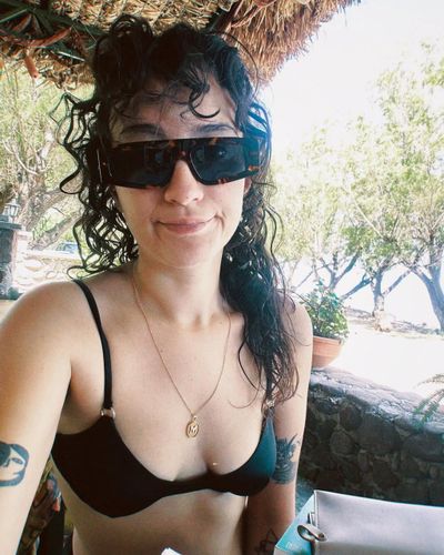 Melike Şahin seksi ifşa fotoğrafı 9