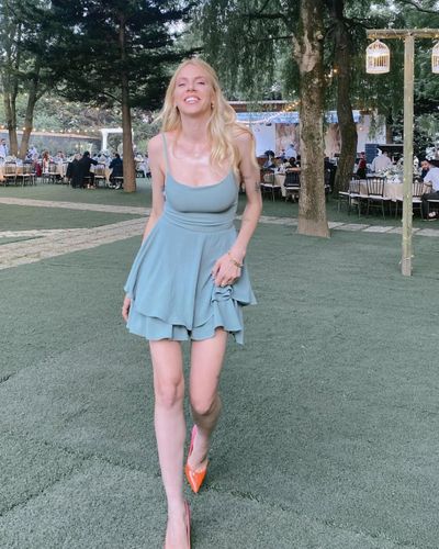 Melis İşiten seksi ifşa fotoğrafı 41