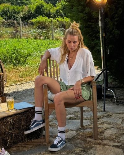 Melis İşiten seksi ifşa fotoğrafı 6