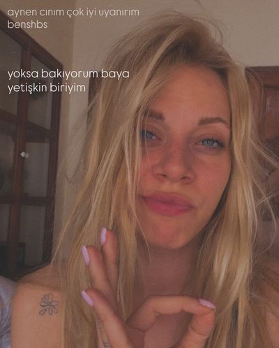 Melis İşiten seksi ifşa fotoğrafı 94