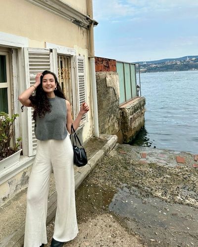 Melis Minkari seksi ifşa fotoğrafı 3