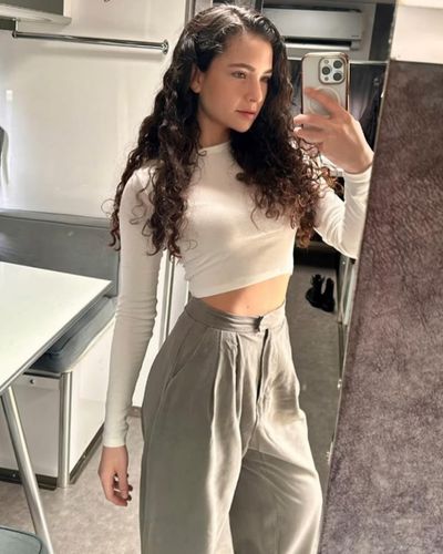 Melis Minkari seksi ifşa fotoğrafı 4