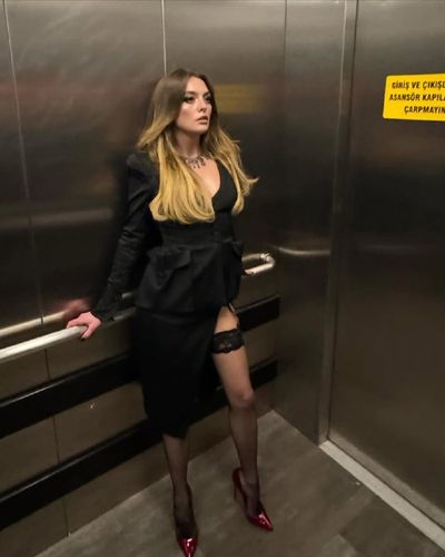 Melis Sezen seksi ifşa fotoğrafı 78488