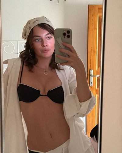 Melis Sezen seksi ifşa fotoğrafı 558