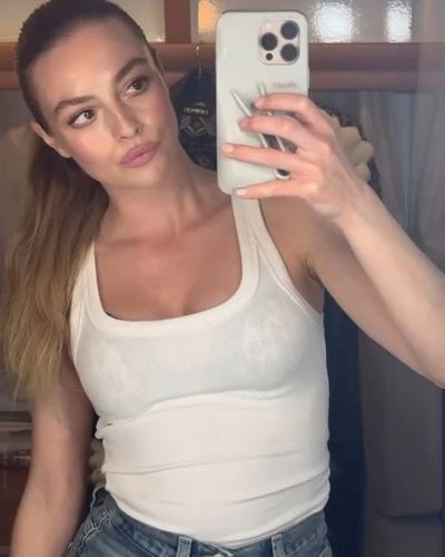 Melis Sezen seksi ifşa fotoğrafı 631