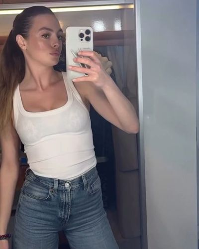 Melis Sezen seksi ifşa fotoğrafı 635