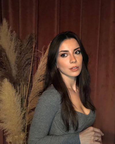 Melis Tüzüngüç seksi ifşa fotoğrafı 16