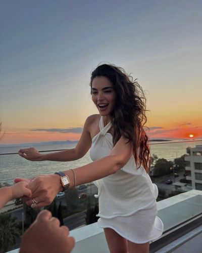 Melisa Aslı Pamuk seksi ifşa fotoğrafı 3