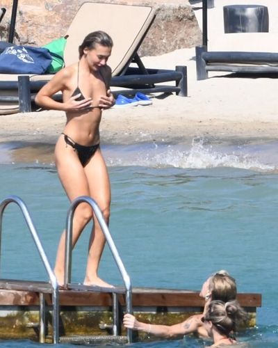 Melisa Döngel seksi ifşa fotoğrafı 1100
