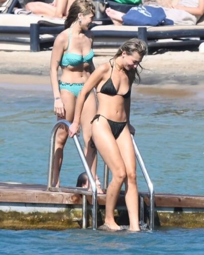 Melisa Döngel seksi ifşa fotoğrafı 1113